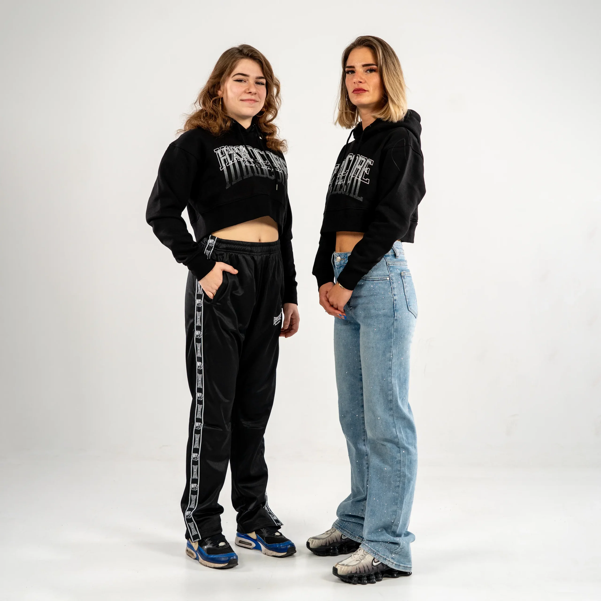 100% Hardcore Cropped Kapuzenpullover Faded – Bild 3