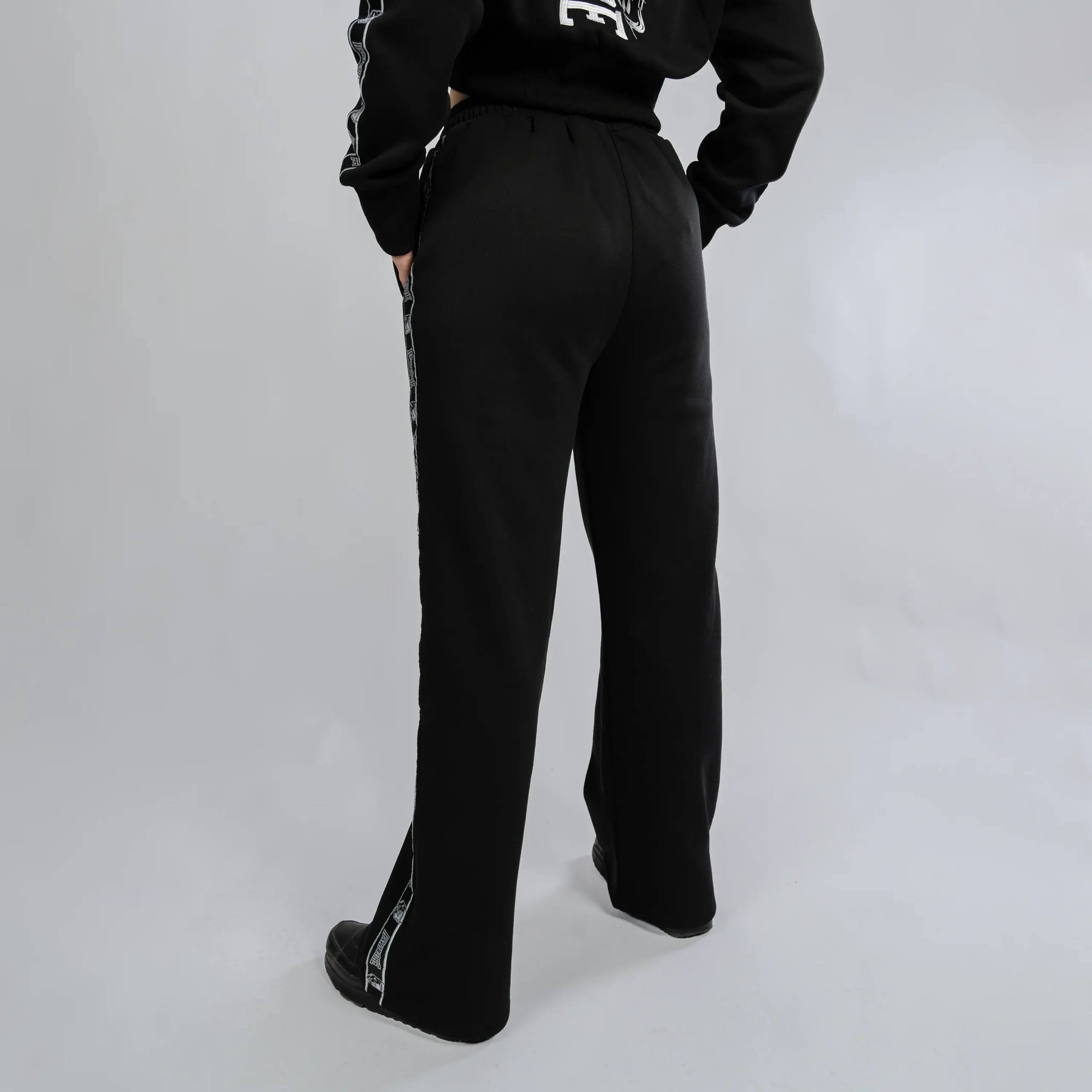 100% Hardcore Straight Fight Jogginghose Black – Bild 4