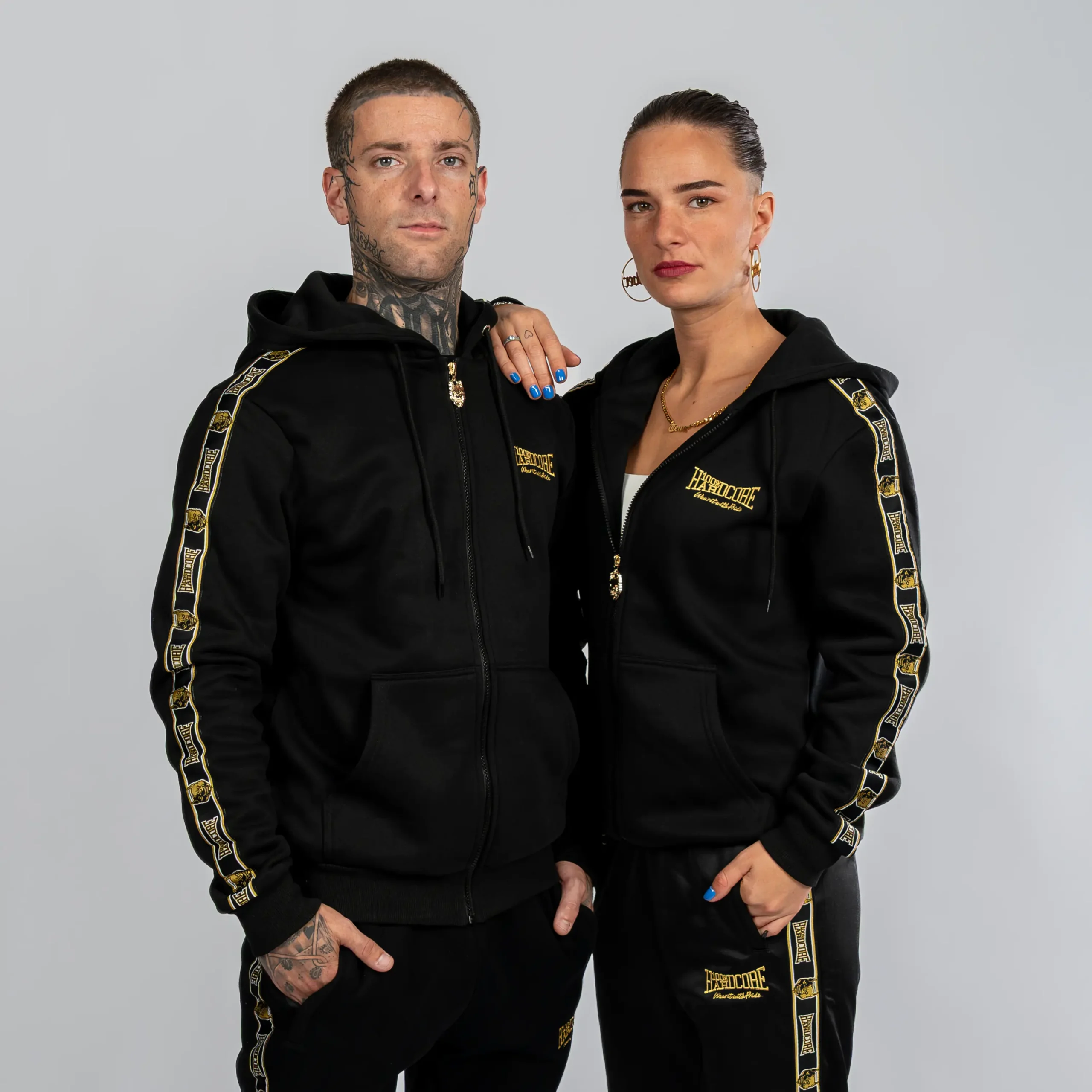 100% Hardcore Jogginganzug komplett Essential Gold – Bild 2