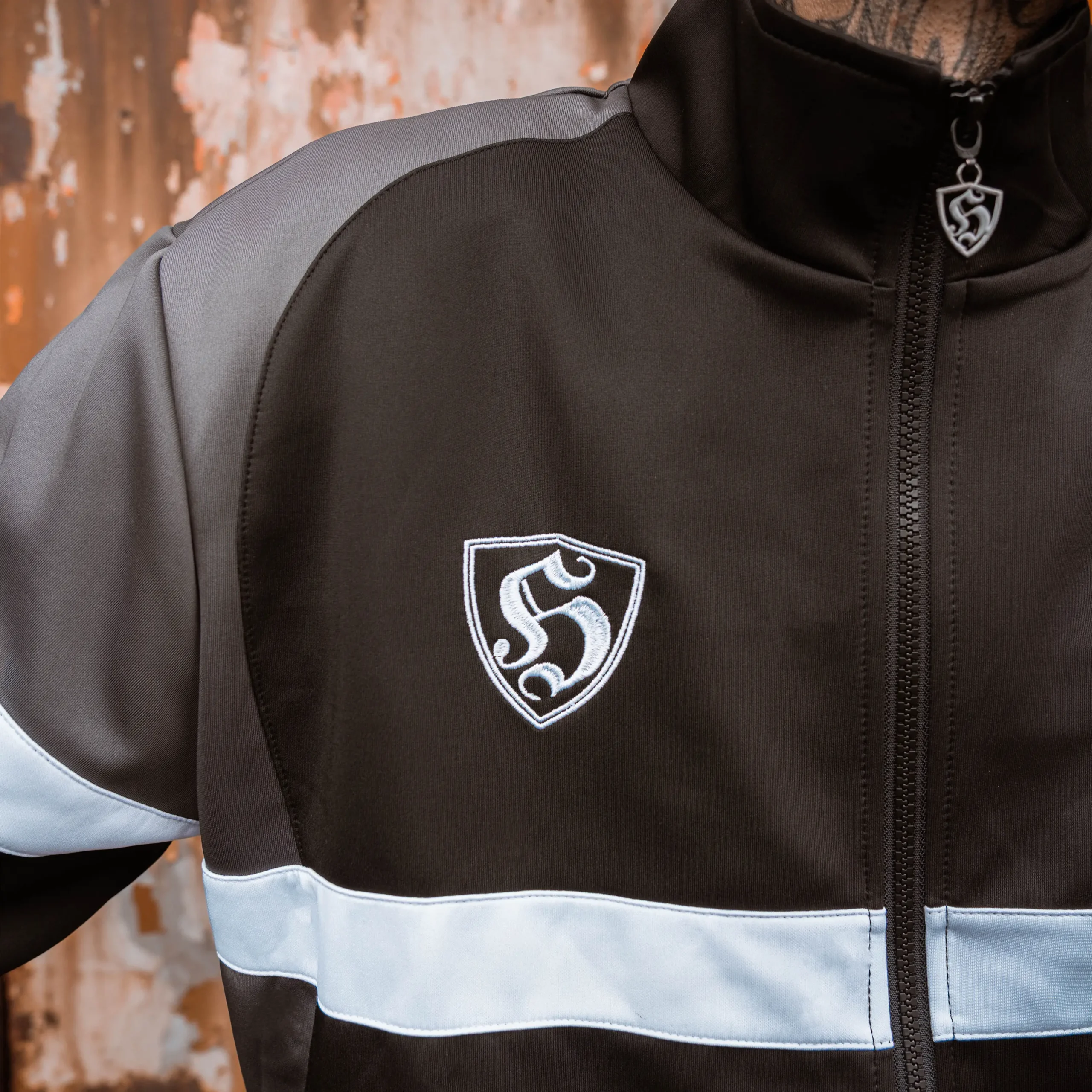 Hooligan Trainingsanzug Home of Football – Bild 5